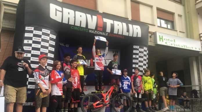 Downhill. Andrea Bonanomi vince e si aggiudica la classifica assoluta del Gravitalia