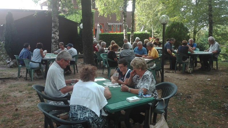 Burraco al Bar Partenza Funivia, si gioca anche a settembre