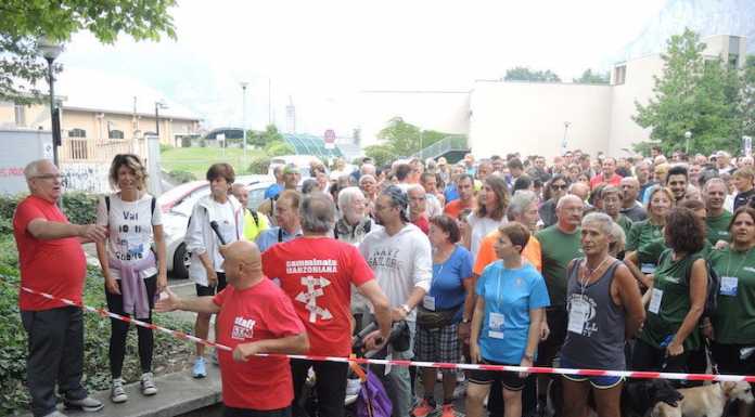 Lecco. La Camminata Manzoniana al via con oltre 2mila iscritti