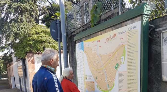 Nuovi pannelli informativi per i turisti a Dervio, grazie alla Pro Loco
