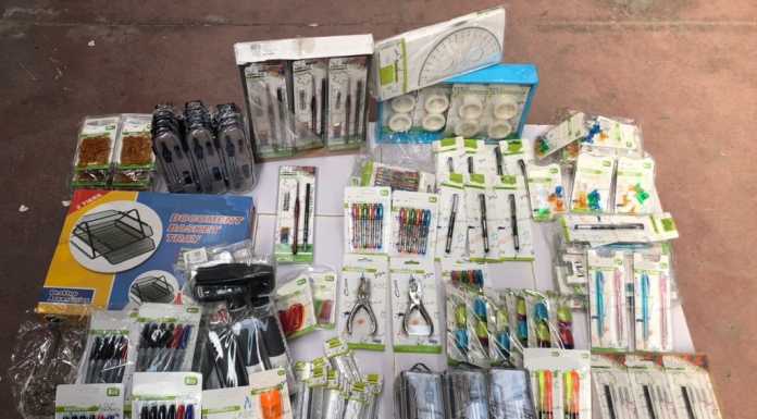 Prodotti non sicuri e destinati agli studenti, maxi sequestro a Brescia