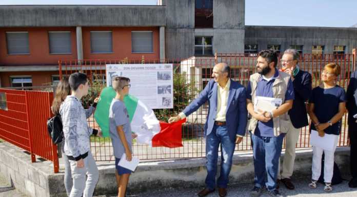 Insegnante e partigiano: inaugurate due targhe alla memoria di don Ticozzi