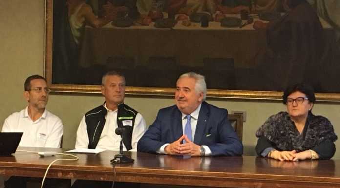 Defibrillatore. Giornata di formazione sulla ciclabile con Ccrs e Areu