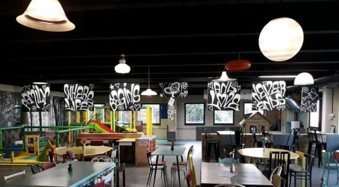 Riapre tutto al femminile il Circolo Arci Family di Mandello