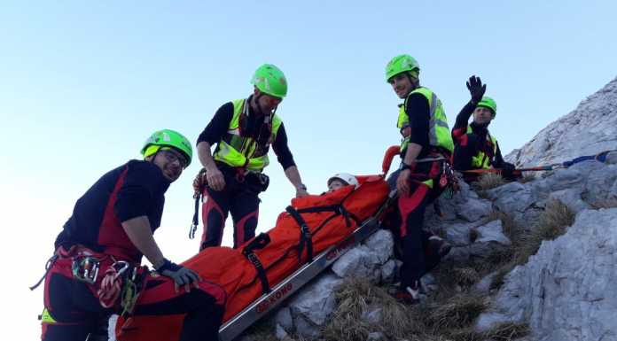 Soccorso Alpino. Esercitazione ai Corni di Canzo con i colleghi toscani