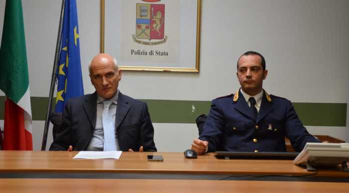 Droga a domicilio, la Squadra Mobile smantella un altro gruppo di spacciatori