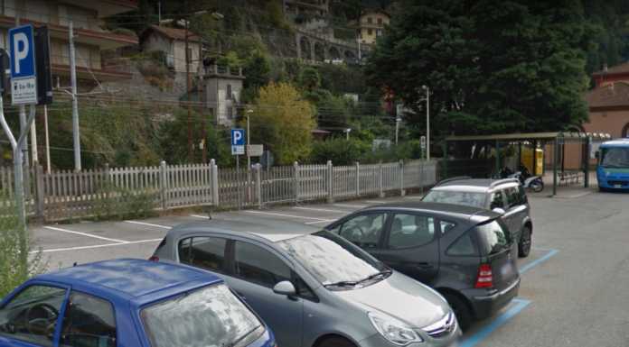 Bellano, in stazione: “Senza parcheggi a disco orario, disagi per i cittadini”