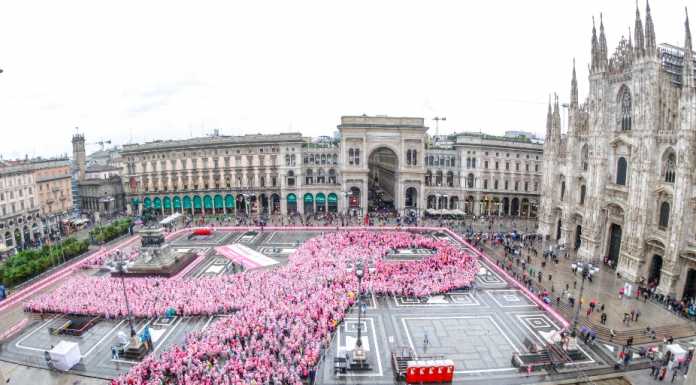 In 6 mila a Milano per la marcia ‘in rosa’ che sostiene la ricerca