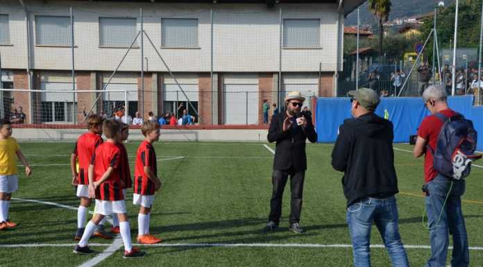 “Quelli che il calcio” ad Abbadia: tante risate tra biroce, gol e replay