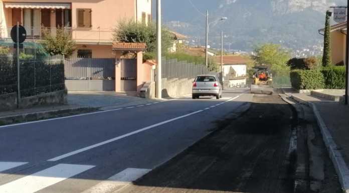 Polemiche sulla Sp 57. Simonetti: “Prima rifanno le strisce e poi asfaltano”