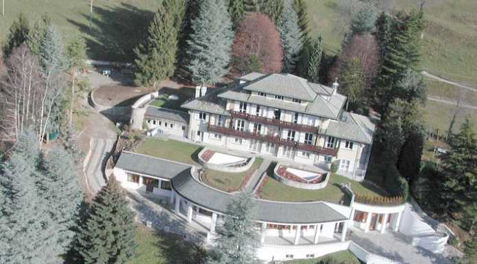 A Lecco il banco di beneficenza delle monache di Concenedo