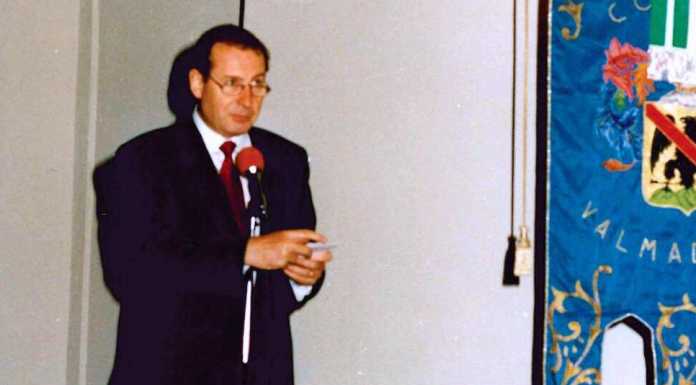 A Valmadrera l’addio all’ex sindaco Panzeri: “Il tuo pensiero continui a illuminarci”