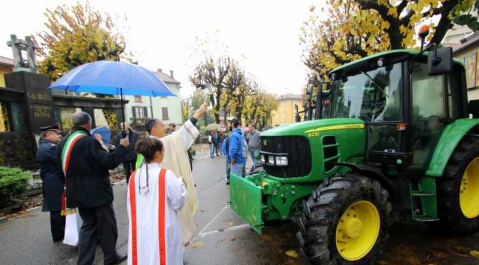 Galbiate, trattori in piazza per la Giornata del Ringraziamento