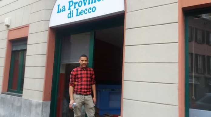 Mandello, chiude l’edicola in piazza e arriva una nuova attività