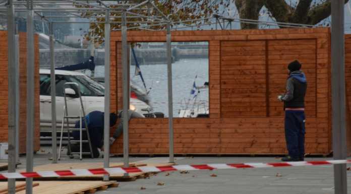 Lecco. Preparativi in piazza, arriva il Villaggio di Natale