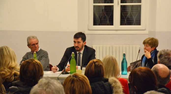 Cattivi odori a Mandello, il sindaco Fasoli incontra i cittadini