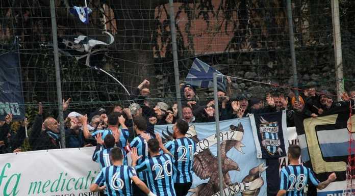 Calcio. Il Lecco espugna Dronero e resta in vetta. Rete decisiva di Segato