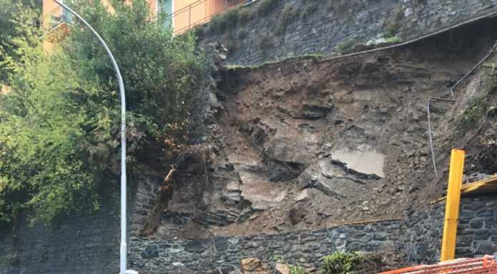 Ancora un crollo sulla provinciale 72, tra Varenna e Fiumelatte