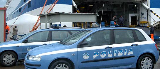 Pusher ricercato a Lecco, arrestato al porto di Civitavecchia
