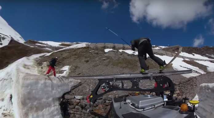 Freeride, la discesa pazza con gli sci dallo Stelvio di Eder e Mayr (VIDEO)