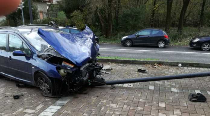 Torre de Busi. Incidente tra due auto, quattro i feriti