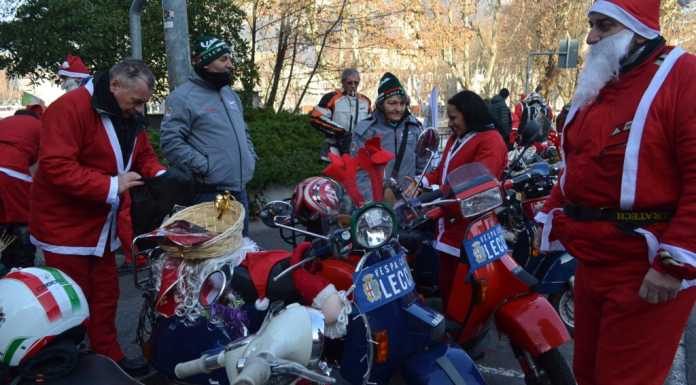 Babbo Natale arriva in Vespa: in cinquanta da Biassono a Lecco