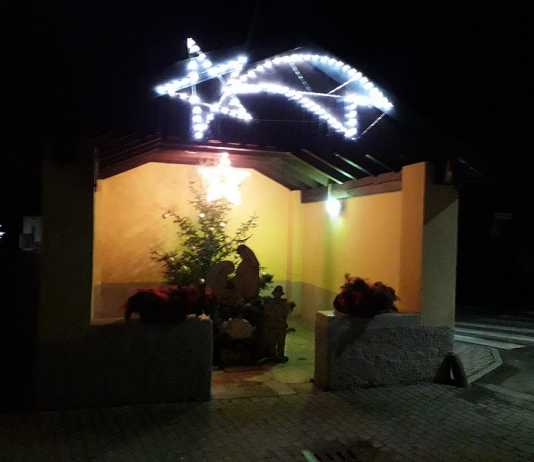 Ballabio si adorna per Natale: presepe, luminarie e addobbi