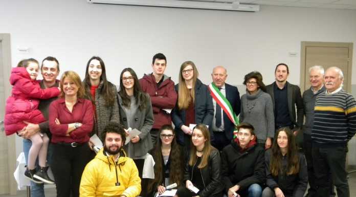 Valgreghentino consegna le borse di studio agli alunni meritevoli