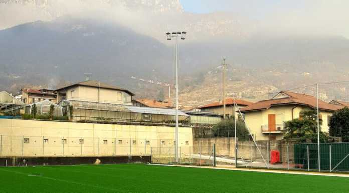 Valmadrera. E’ quasi pronto il campo in sintetico dell’oratorio maschile