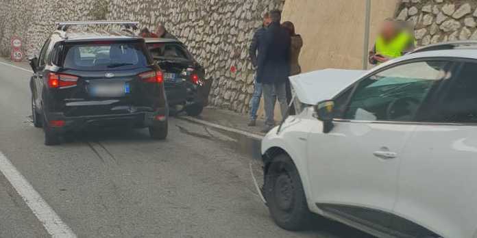 Tamponamento a catena sulla nuova Lecco-Ballabio, un ferito