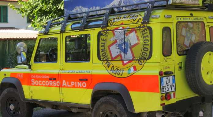 Escursionista s’infortuna al Monte Barro, interviene il Soccorso Alpino Jeep Soccorso Alpino Lecco XIX Delegazione Lariana Cnsas