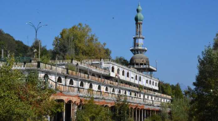 Sui sentieri di Consonno arriva il Ghost Town Trail consonno olginate