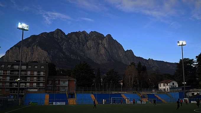 Pronta la nuova illuminazione allo stadio di Lecco