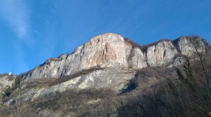 Monte Spedone. Danneggiata la via L’Amico ritrovato: “Gesto vigliacco” monte spedone