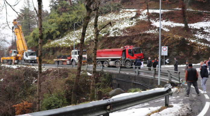 Calolziocorte, recuperato il camion finito nella scarpata