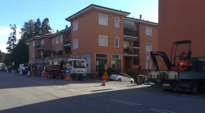 Merate, iniziati i lavori di rifacimento dell’acquedotto in via De Gasperi