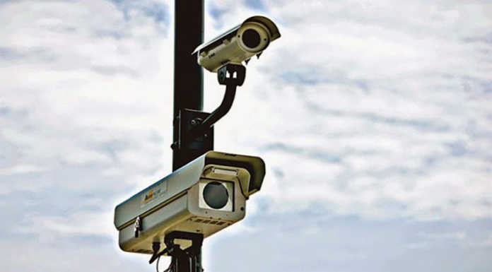 Varenna, in arrivo le telecamere leggitarghe e contro l’abbandono di rifiuti