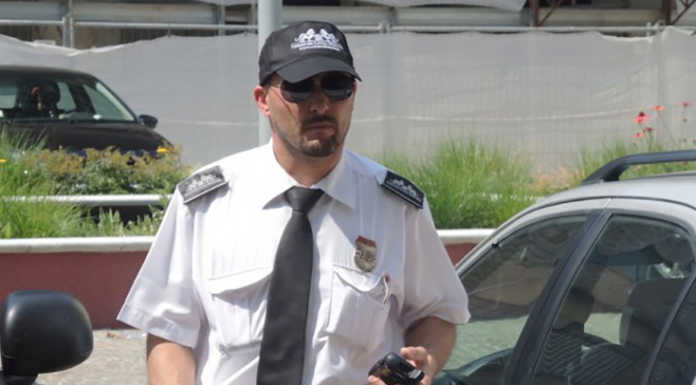 Parcheggi. Vigilantes in ‘scadenza’. Il Comune rassicura: “Servono”