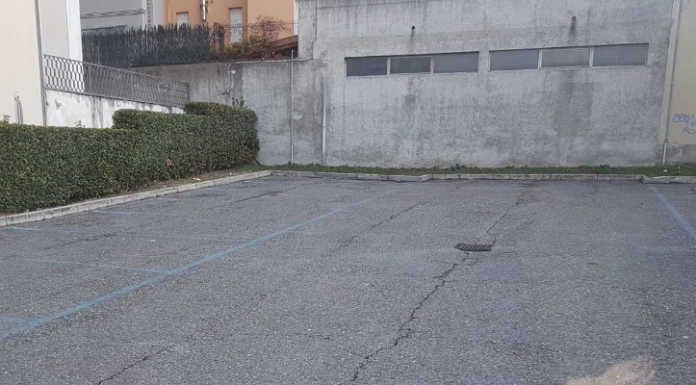 Calolziocorte, è cominciata la pulizia dei parcheggi Parcheggio via F.lli Calvi
