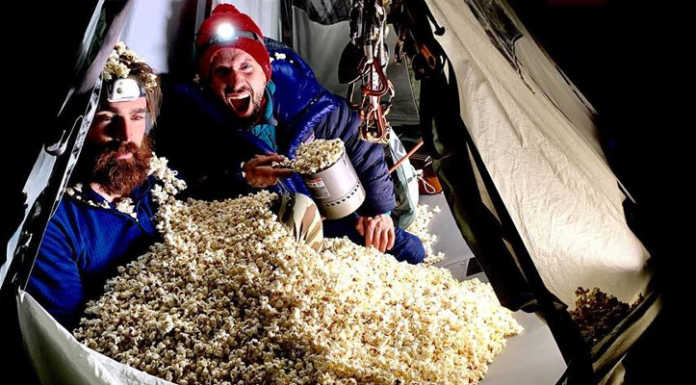 Omaggio a Patagonia, il nuovo divertente video di Villanueva e Favresse villanueva favresse patagonia video