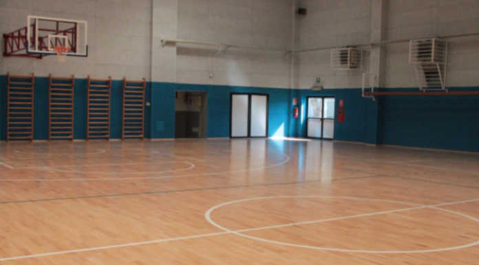 Cernusco, dopo mesi di attesa riapre la palestra delle scuole