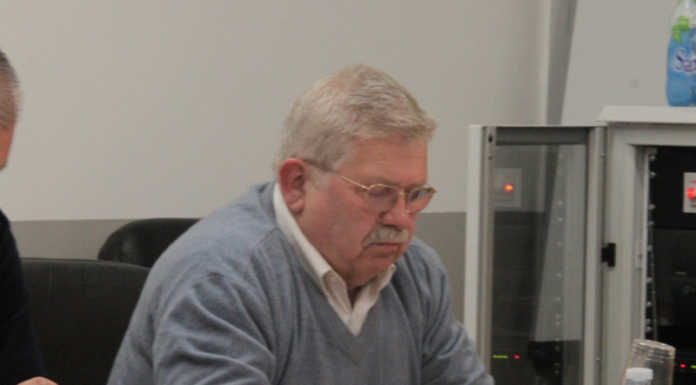 Lomagna, asfaltatura di via Giotto. Castelli: “Prodromico a una convenzione al ribasso”