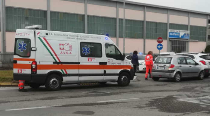 Merate, incidente alla rotonda di via Bergamo