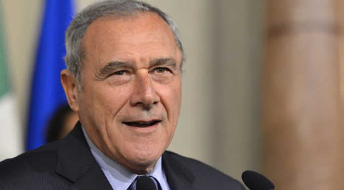 Pietro Grasso domani a Lecco per l’anteprima di Leggermente