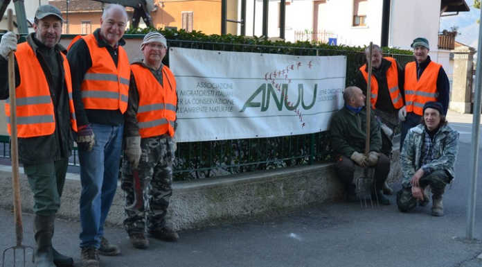 L’associazione Cacciatori al lavoro in via San Rocco, ripulita la zona vicino al campo di addestramento