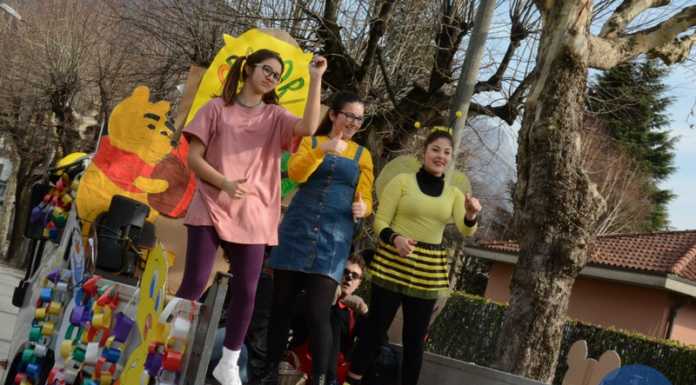 Carnevale. Mandello si prepara alla sfilata, tra maschere e allegria