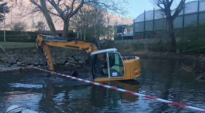 Dervio, iniziati i lavori per il molo. Il Fosset per ora non si tocca