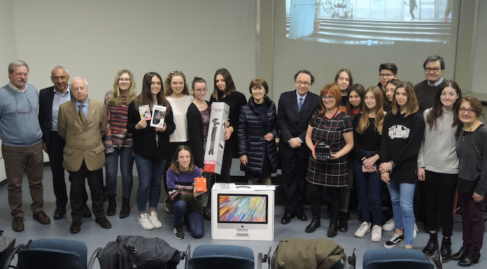 “Tecnologia e arte”, il dono del Rotary Club Lecco agli studenti del Manzoni
