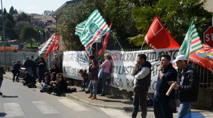 Costa Masnaga. I lavoratori della Limonta incrociano le braccia