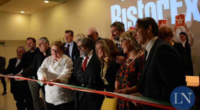 Taglio del nastro per RistorExpo: apre la fiera della ristorazione